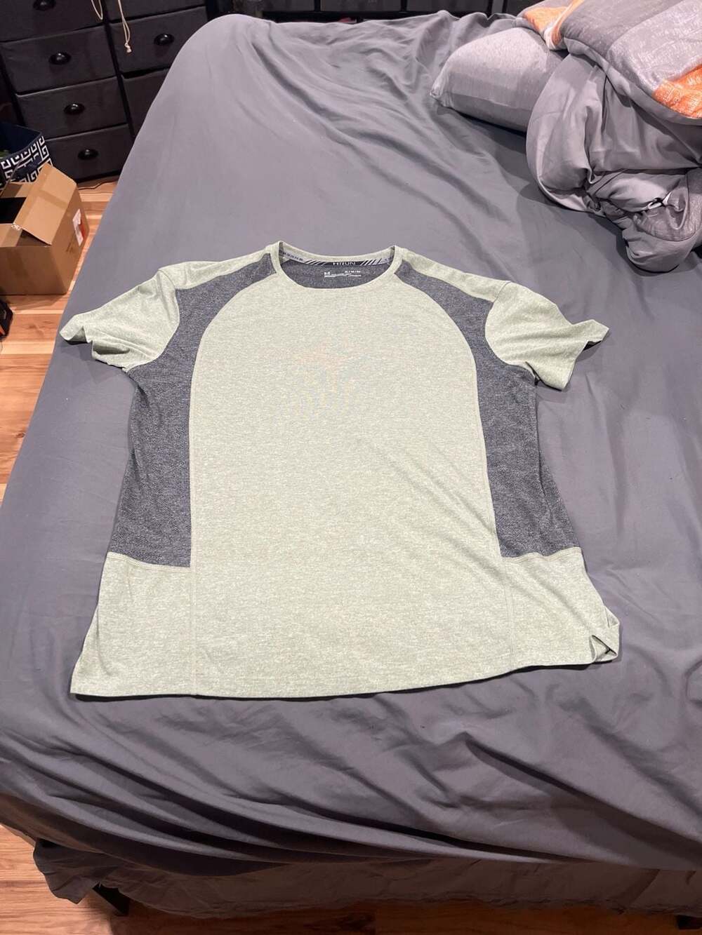Under Armour HeatGear Run Fitted Colorblock Performance T-Shirt XL